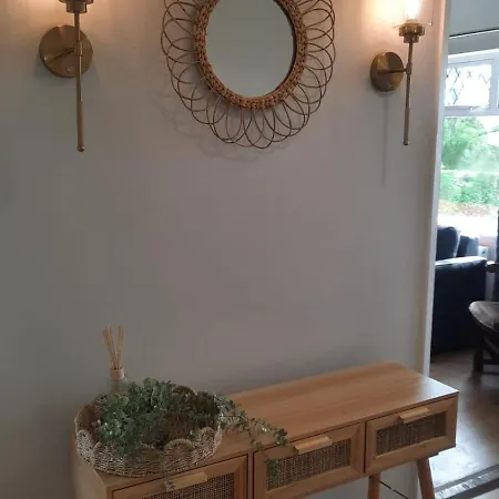 Kilbrien Mountain View 度假居 *